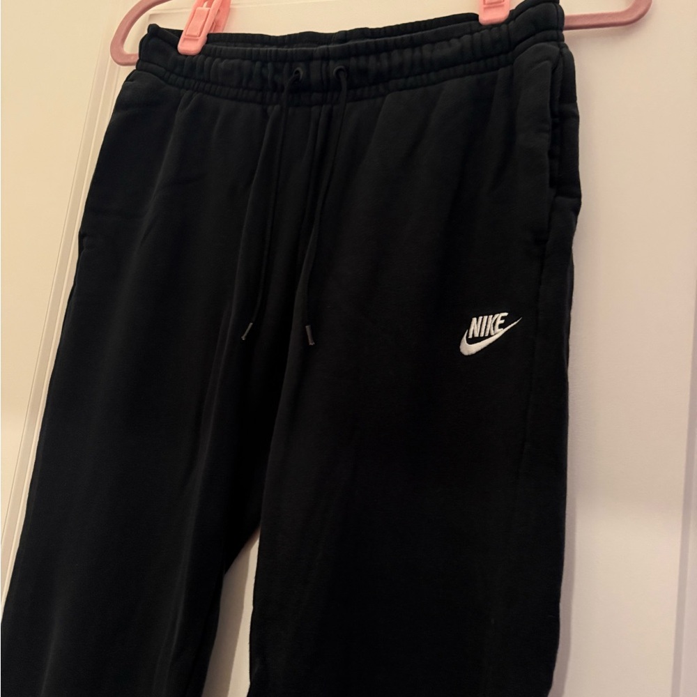Nike Black Sweatpants with Elastic Waistband